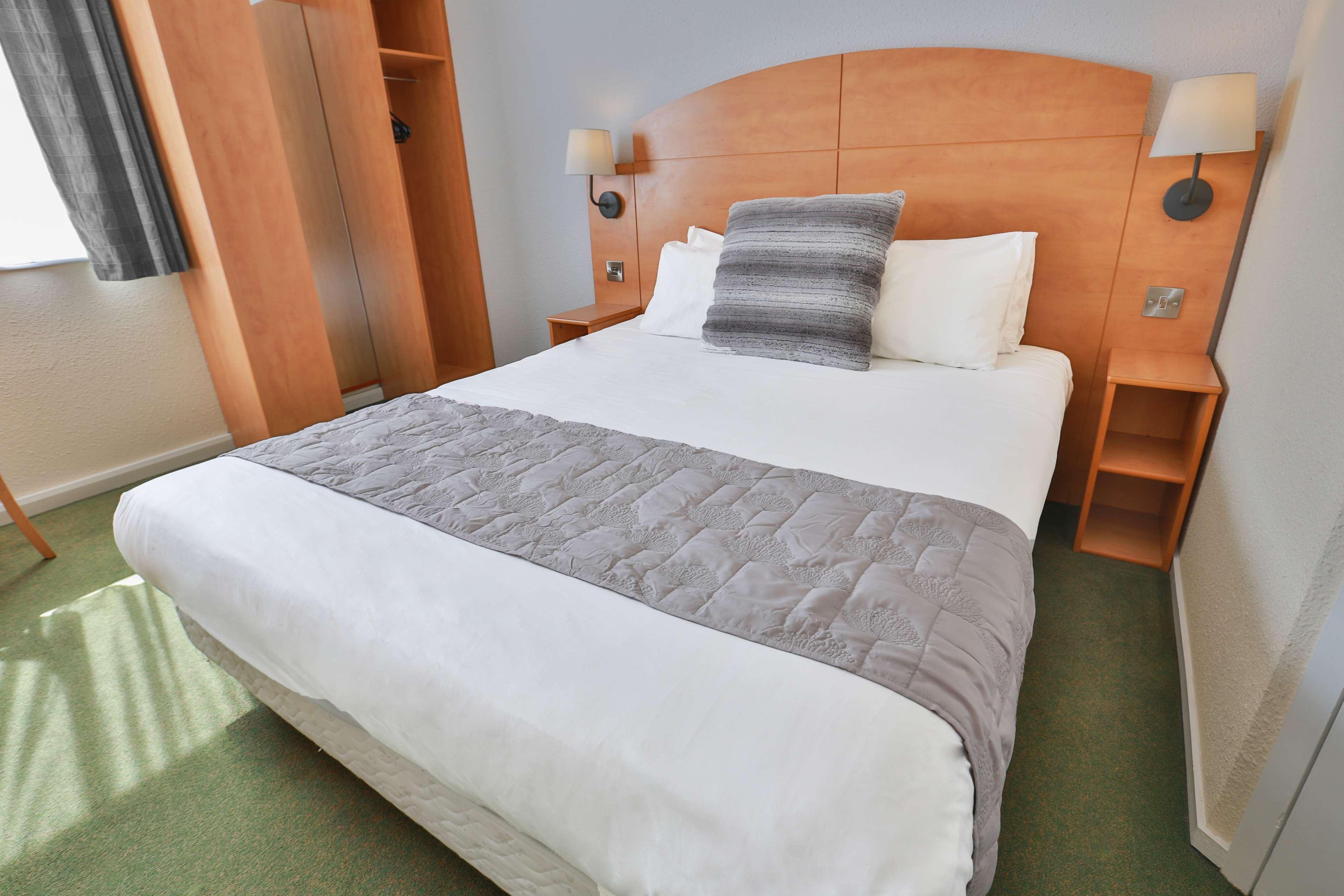 Hotel Campanile Milton Keynes - Fenny Stratford Zewnętrze zdjęcie