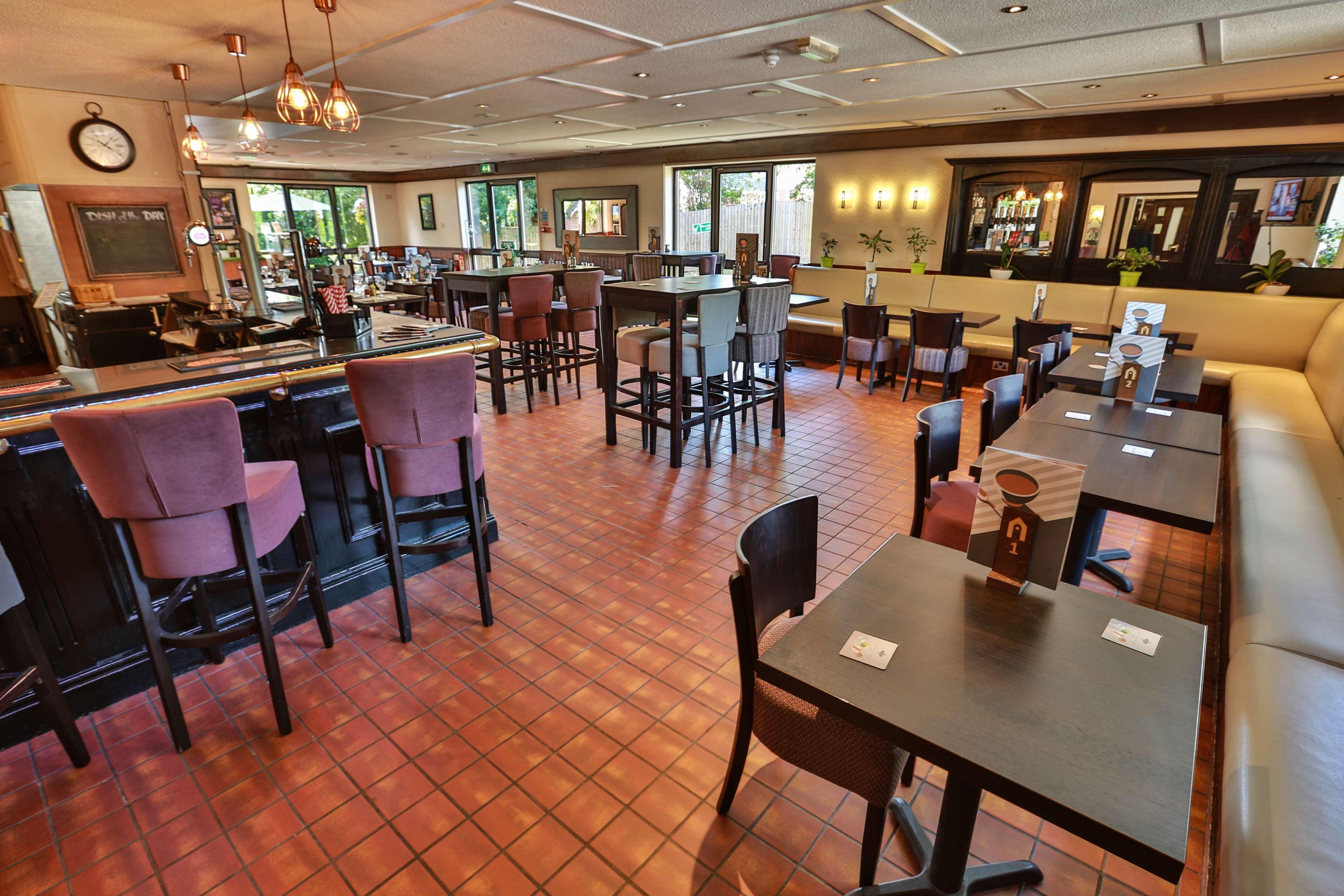 Hotel Campanile Milton Keynes - Fenny Stratford Zewnętrze zdjęcie